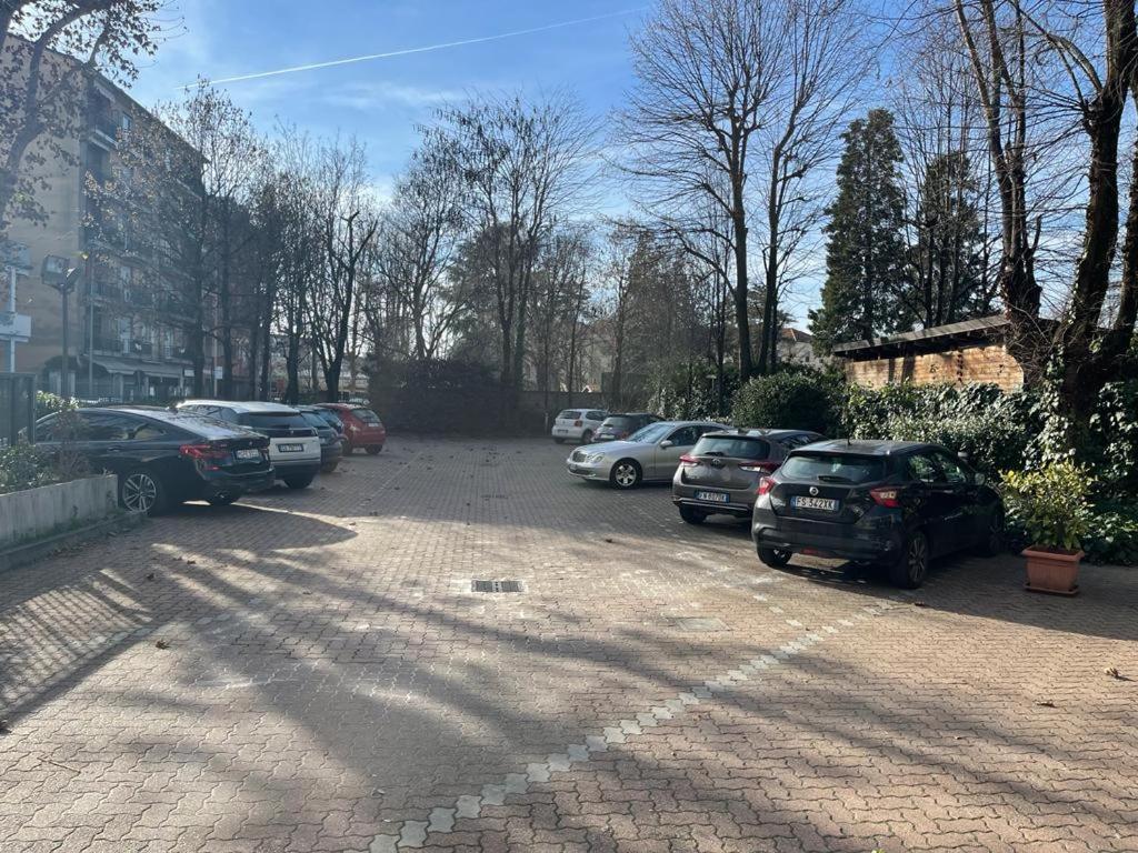Hotel Sporting Brugherio Eksteriør bilde